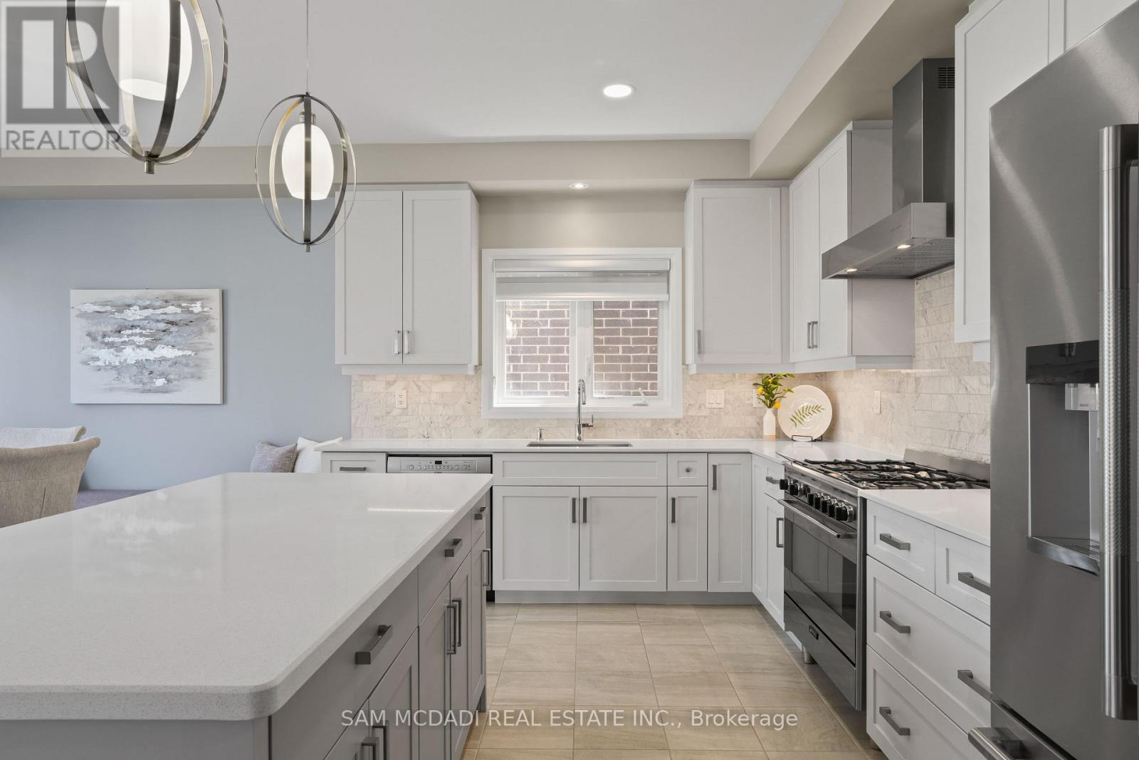 4037 Stadelbauer Drive, Lincoln (Beamsville), Ontario  L3J 0S5 - Photo 8 - X12224495