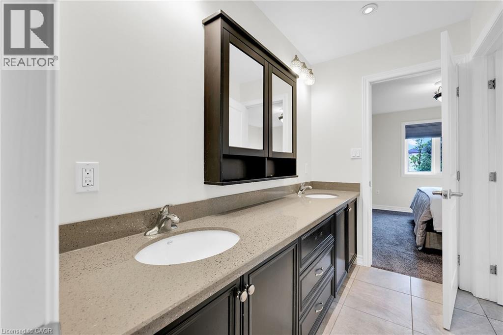 216 Eleanor Avenue, Hamilton, Ontario  L8W 1C8 - Photo 33 - 40741842