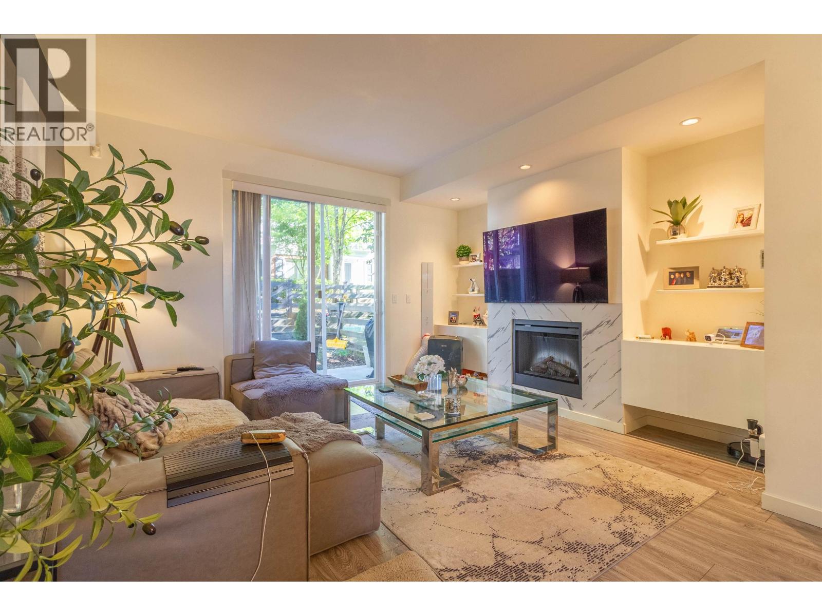 Property at 103 688 EDGAR AVENUE image 3