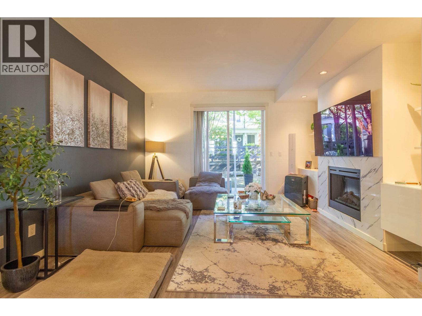 Property at 103 688 EDGAR AVENUE image 5