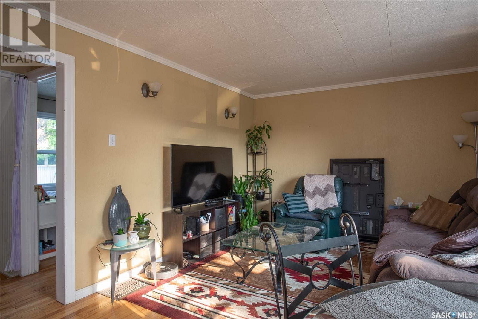 2261 Wascana Street, Regina, Saskatchewan  S4T 4K3 - Photo 8 - SK009645