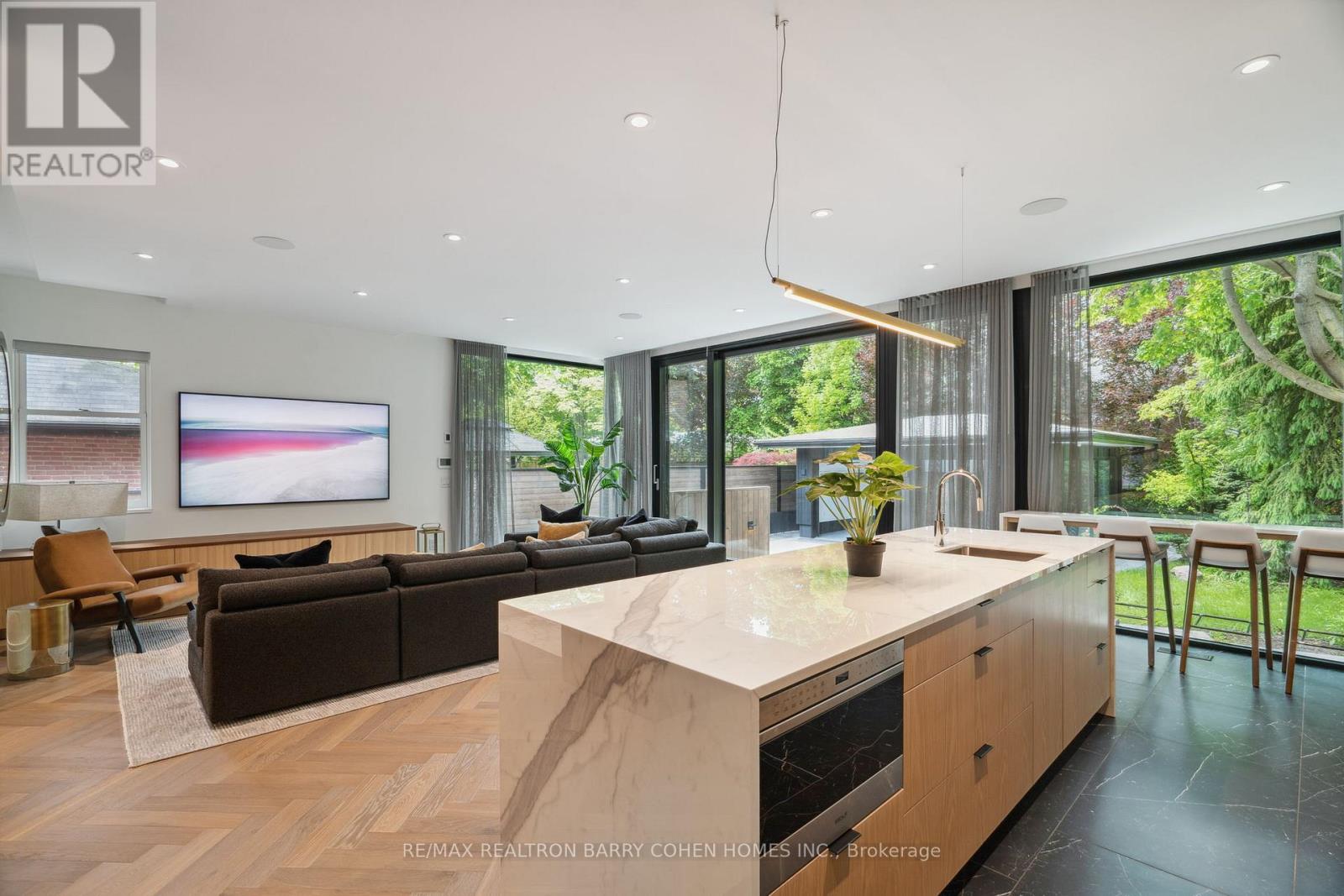 135 Crescent Road, Toronto (Rosedale-Moore Park), Ontario  M4W 1T8 - Photo 12 - C12224644
