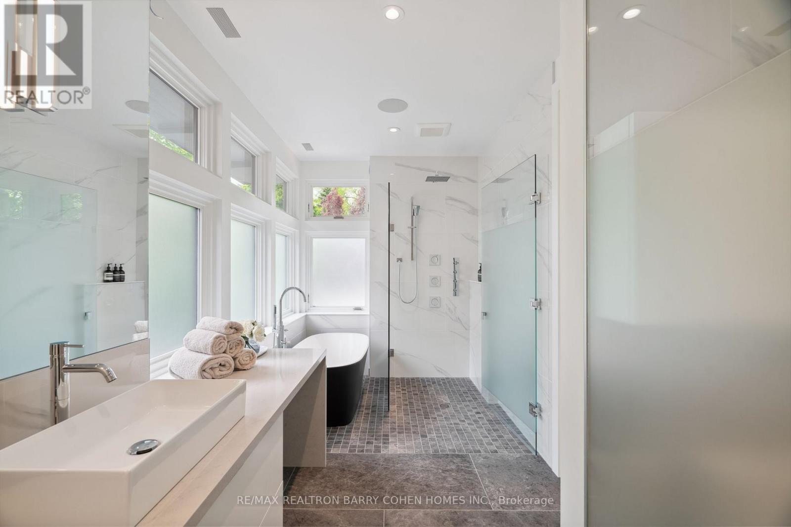 135 Crescent Road, Toronto (Rosedale-Moore Park), Ontario  M4W 1T8 - Photo 19 - C12224644