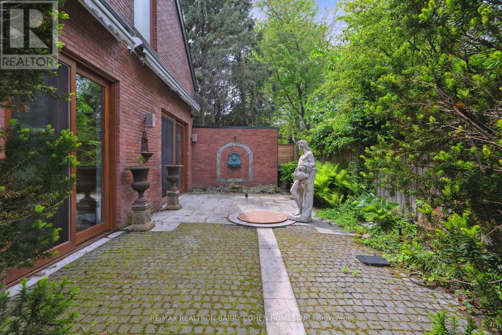 135 Crescent Road, Toronto (Rosedale-Moore Park), Ontario  M4W 1T8 - Photo 32 - C12224644