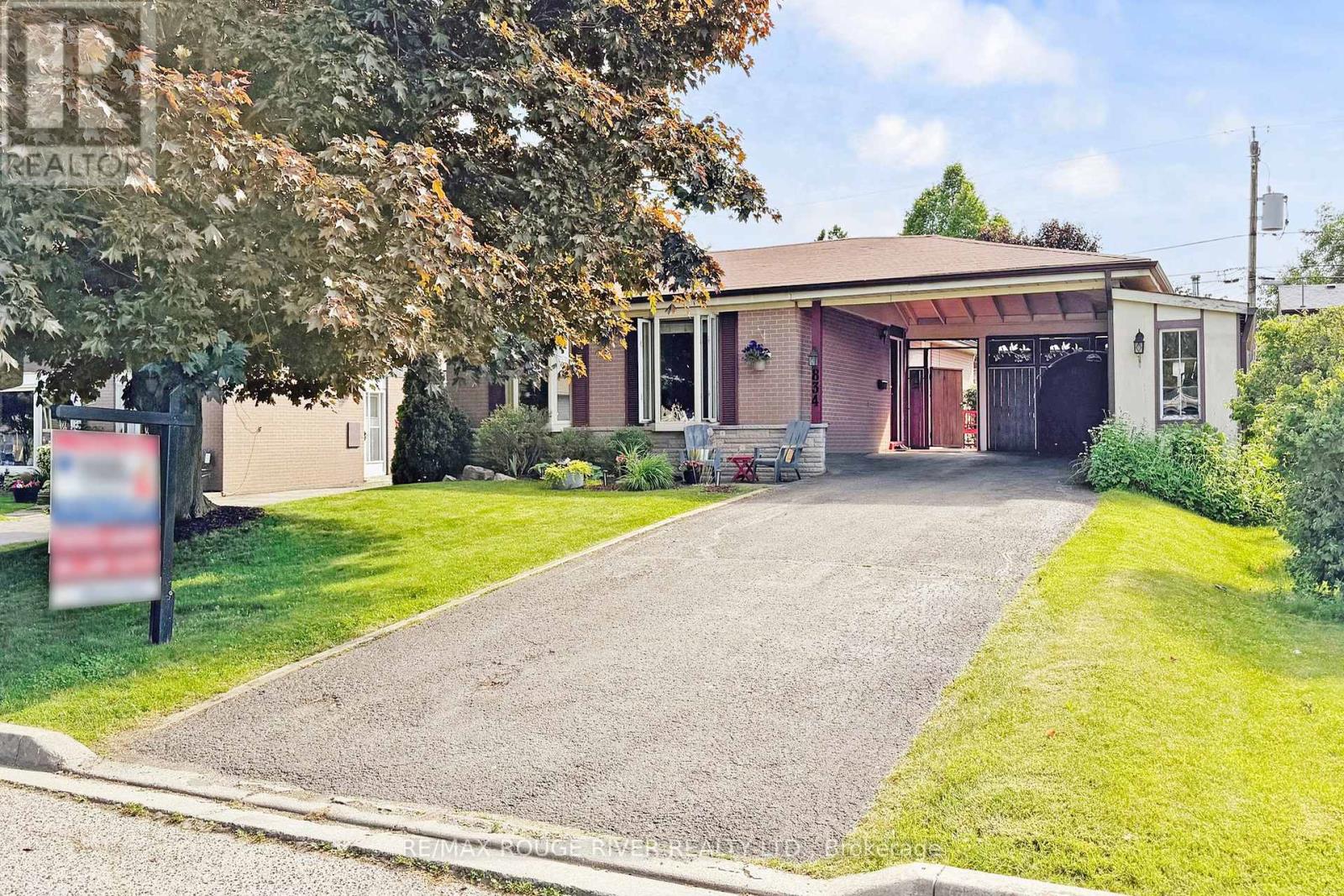 Property at 834 MIRIAM ROAD image 2