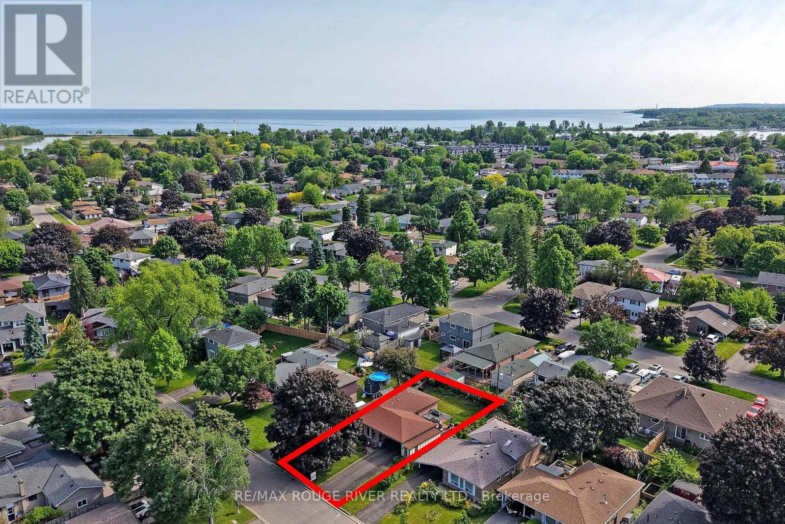 Property at 834 MIRIAM ROAD image 4