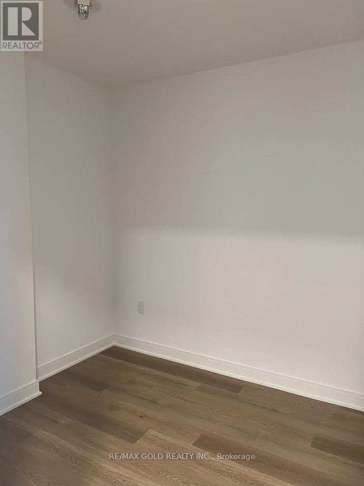 706 - 86 Dundas Street, Mississauga (Cooksville), Ontario  L5A 1W4 - Photo 6 - W12224572