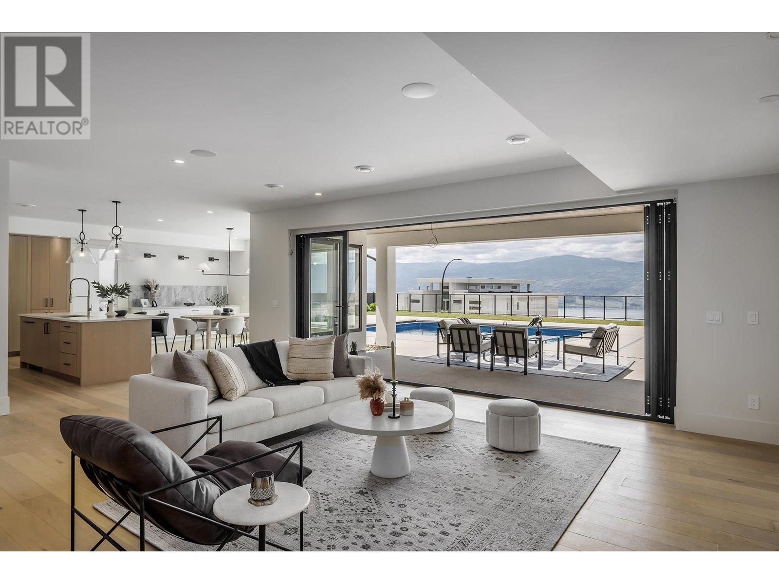 Property at 1392 Vineyard Drive image 1