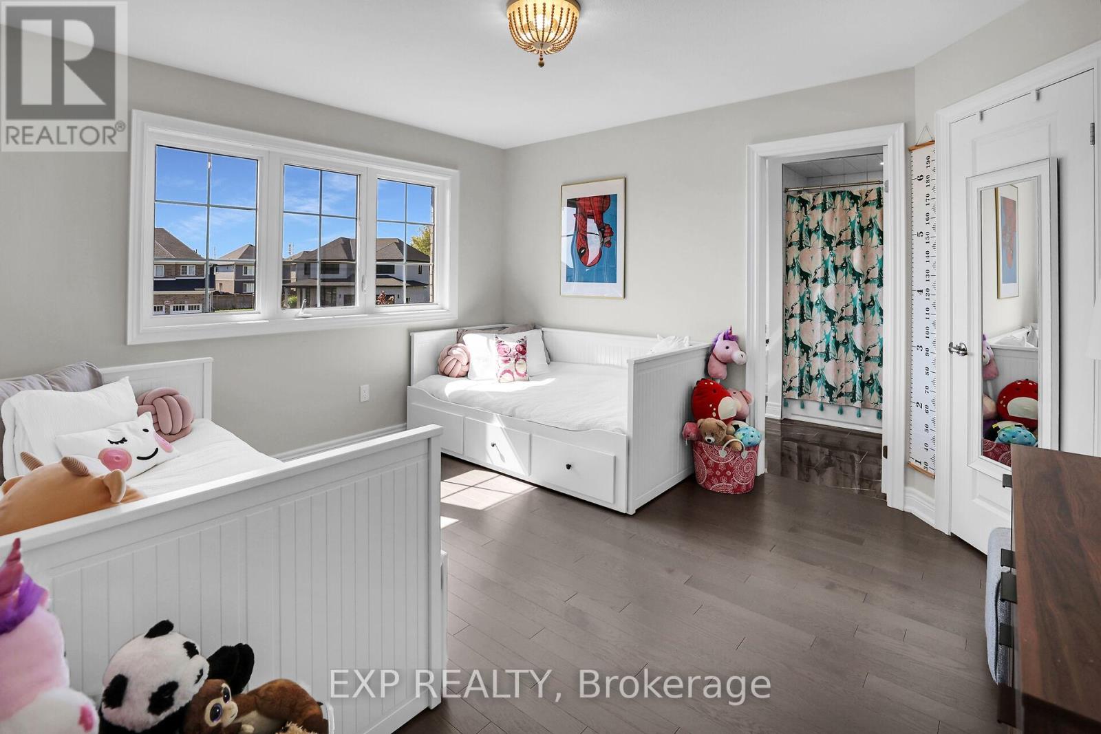 3608 Carolinia Court, Fort Erie (Ridgeway), Ontario  L0S 1N0 - Photo 32 - X12224636