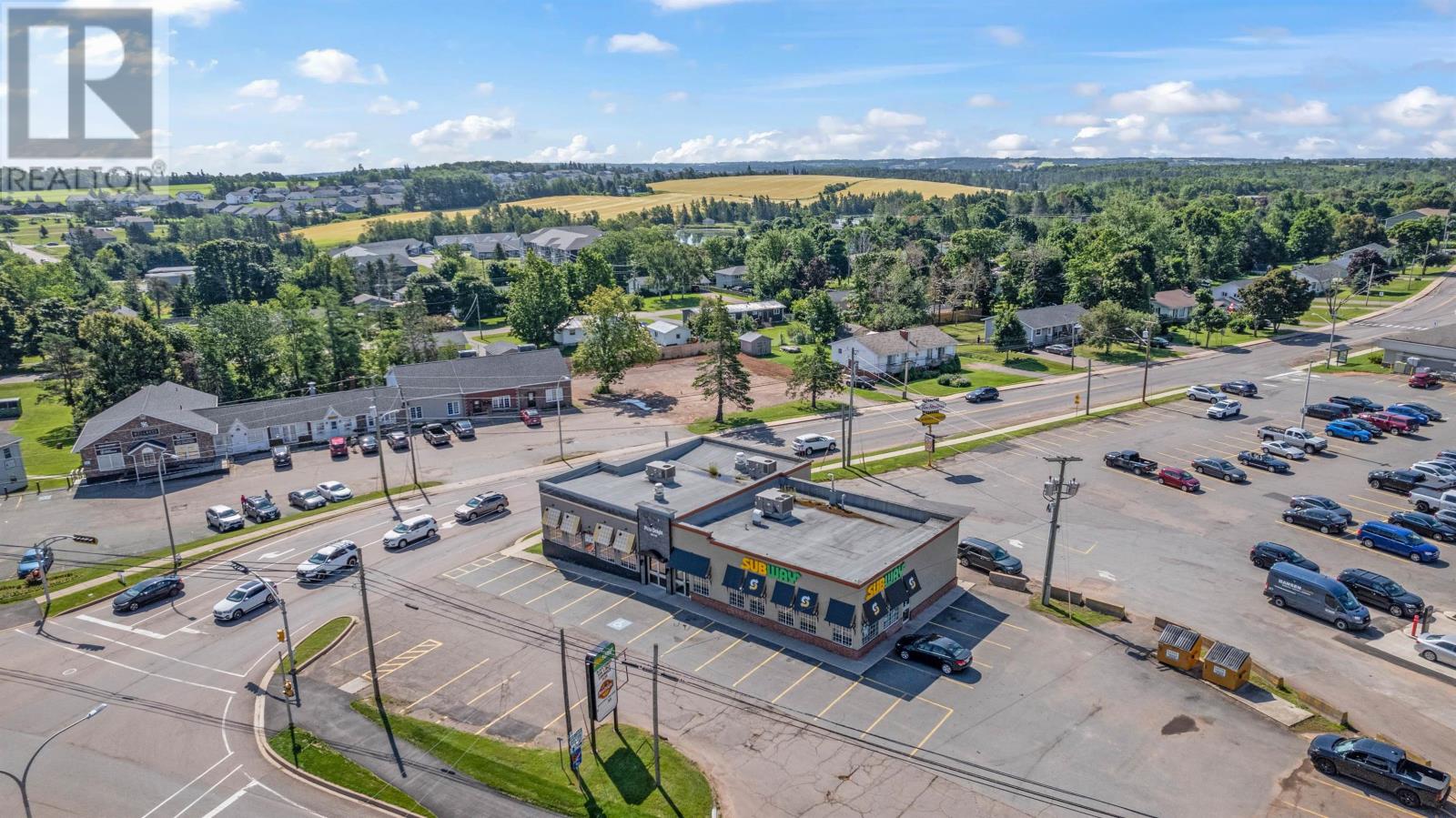 735 Main Street, Cornwall, Prince Edward Island  C0A 1H0 - Photo 36 - 202514781