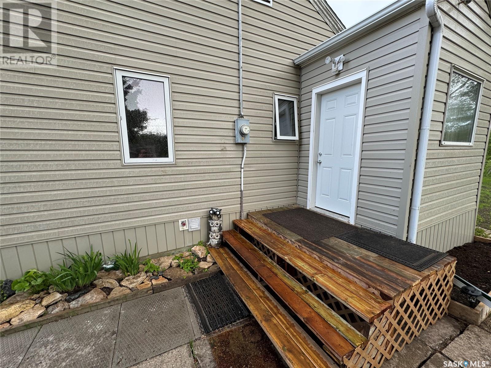 Property at 12 3rd STREET image 3