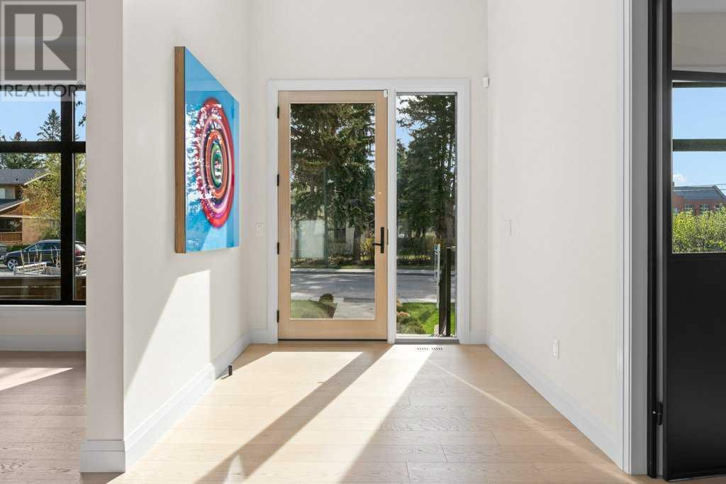 Property at 3839 8 Street SW image 4