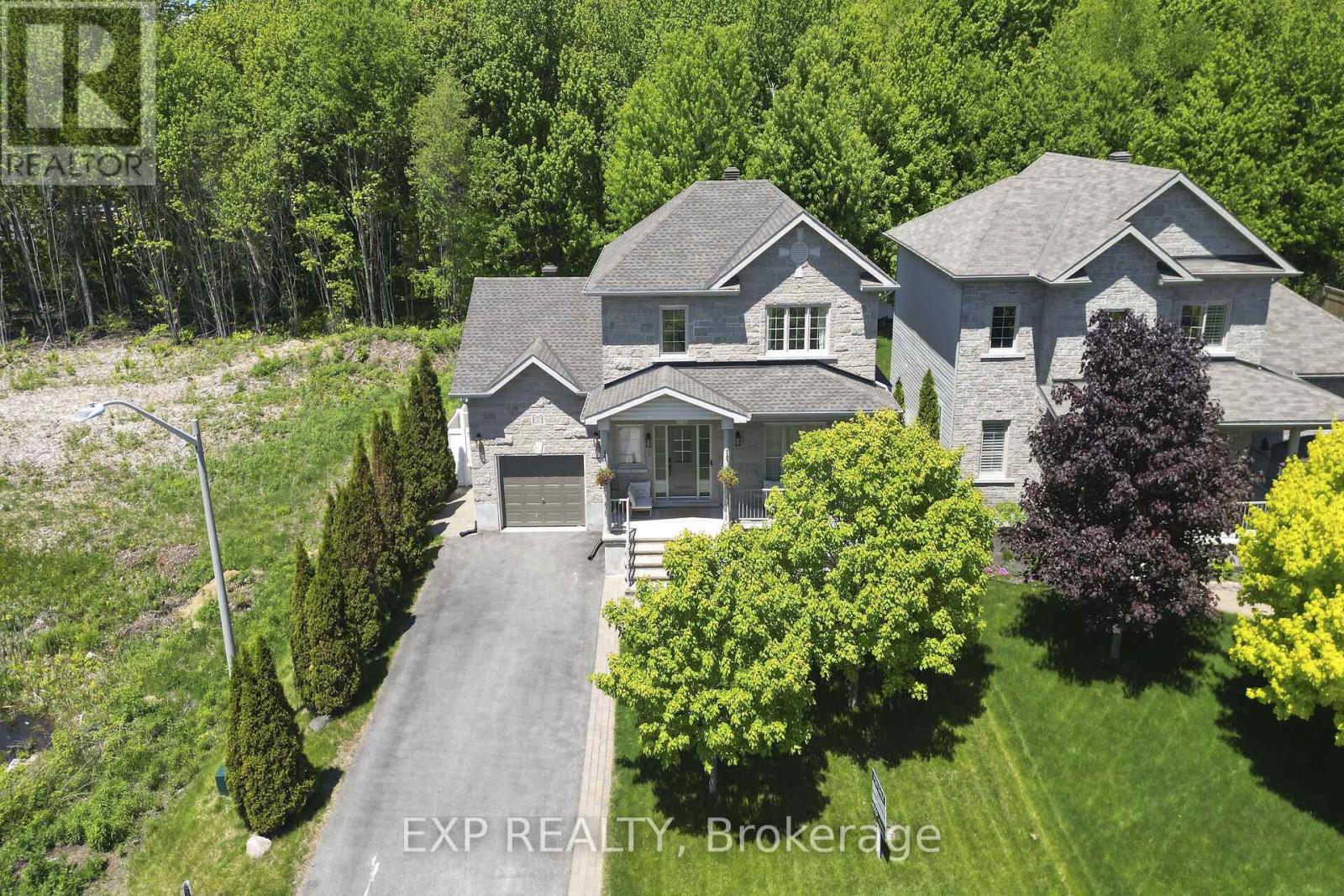 Property at 86 OASIS STREET image 2