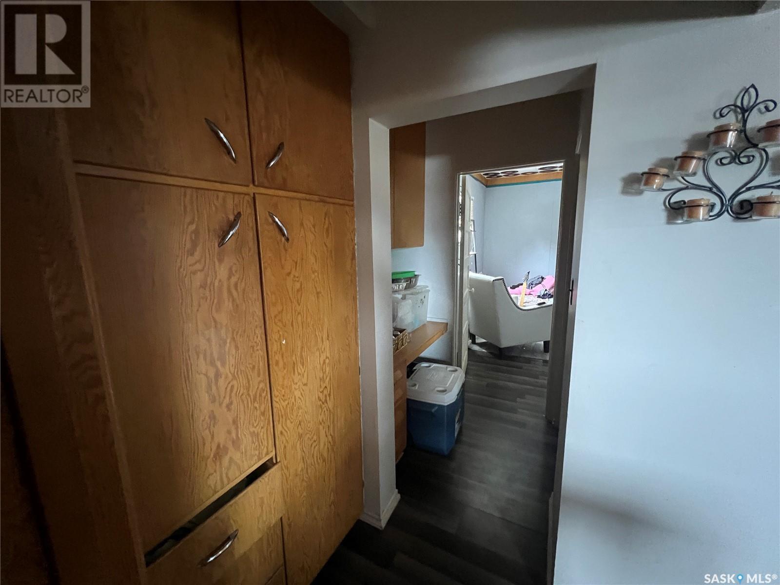 565 15th Street W, Prince Albert, Saskatchewan  S6V 3R3 - Photo 9 - SK998723