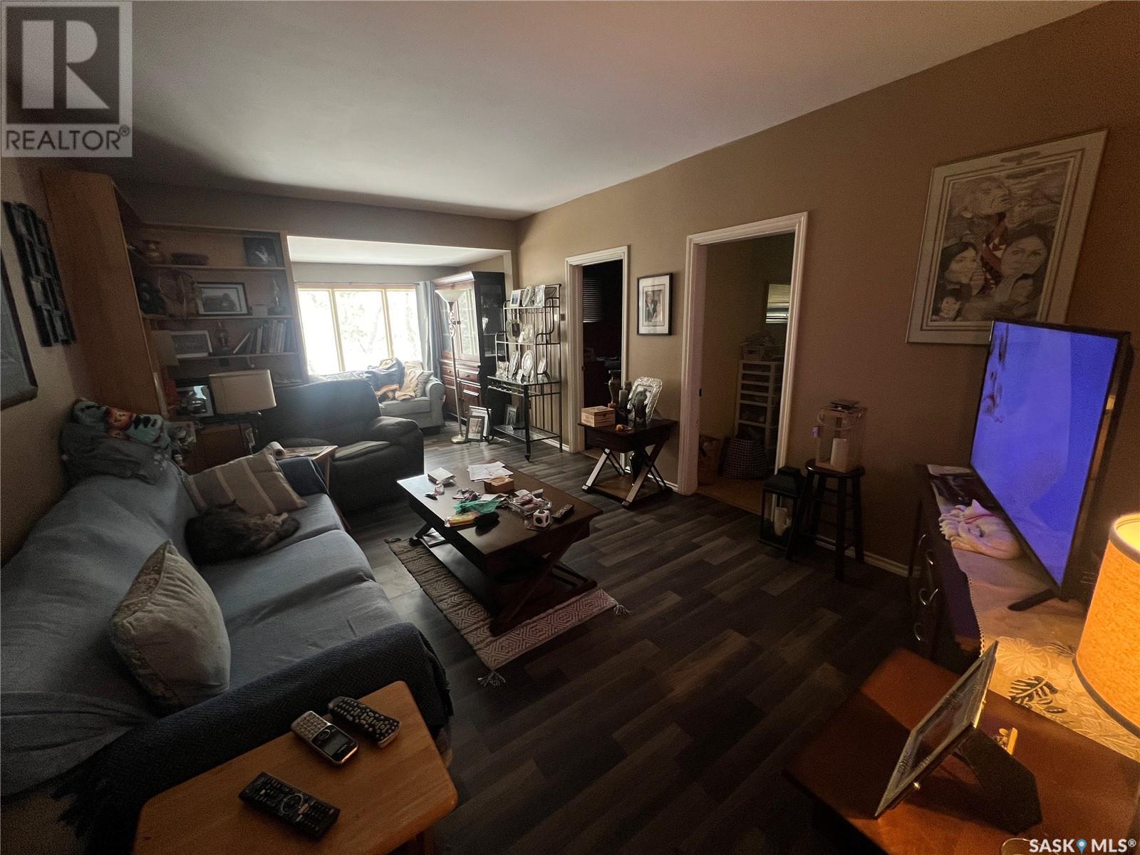 565 15th Street W, Prince Albert, Saskatchewan  S6V 3R3 - Photo 11 - SK998723