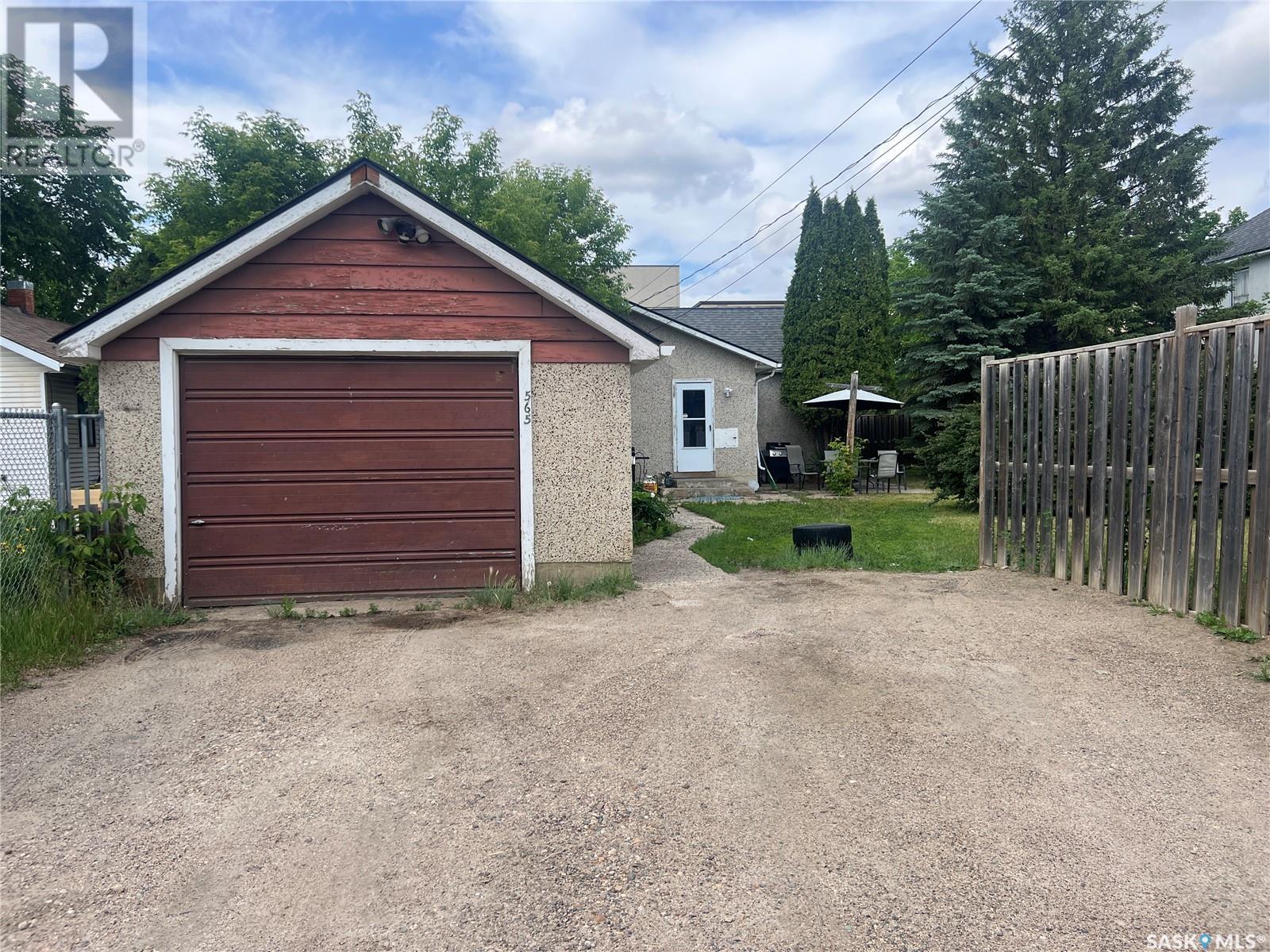 565 15th Street W, Prince Albert, Saskatchewan  S6V 3R3 - Photo 26 - SK998723