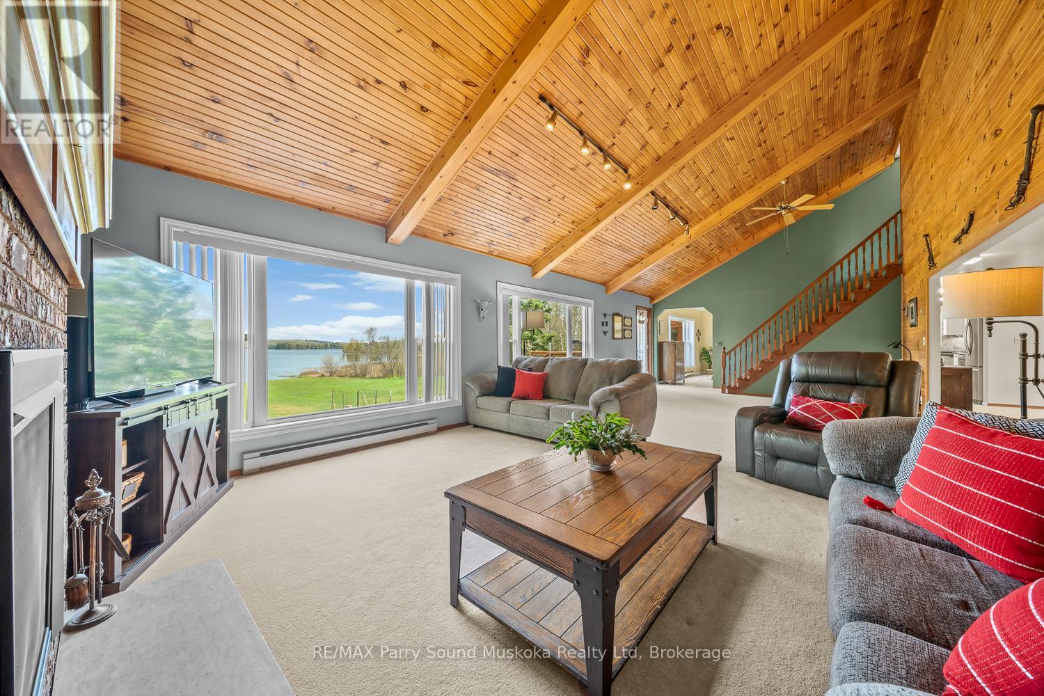 258 Lakeside Trail, Magnetawan, Ontario  P0A 1P0 - Photo 10 - X12224726