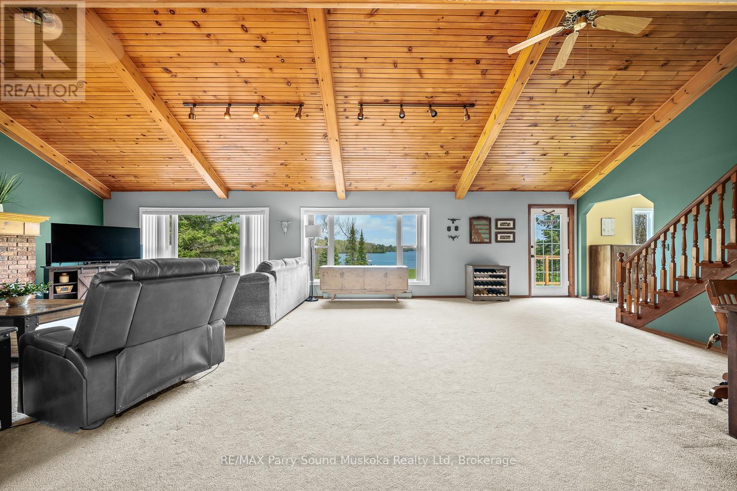 258 Lakeside Trail, Magnetawan, Ontario  P0A 1P0 - Photo 12 - X12224726