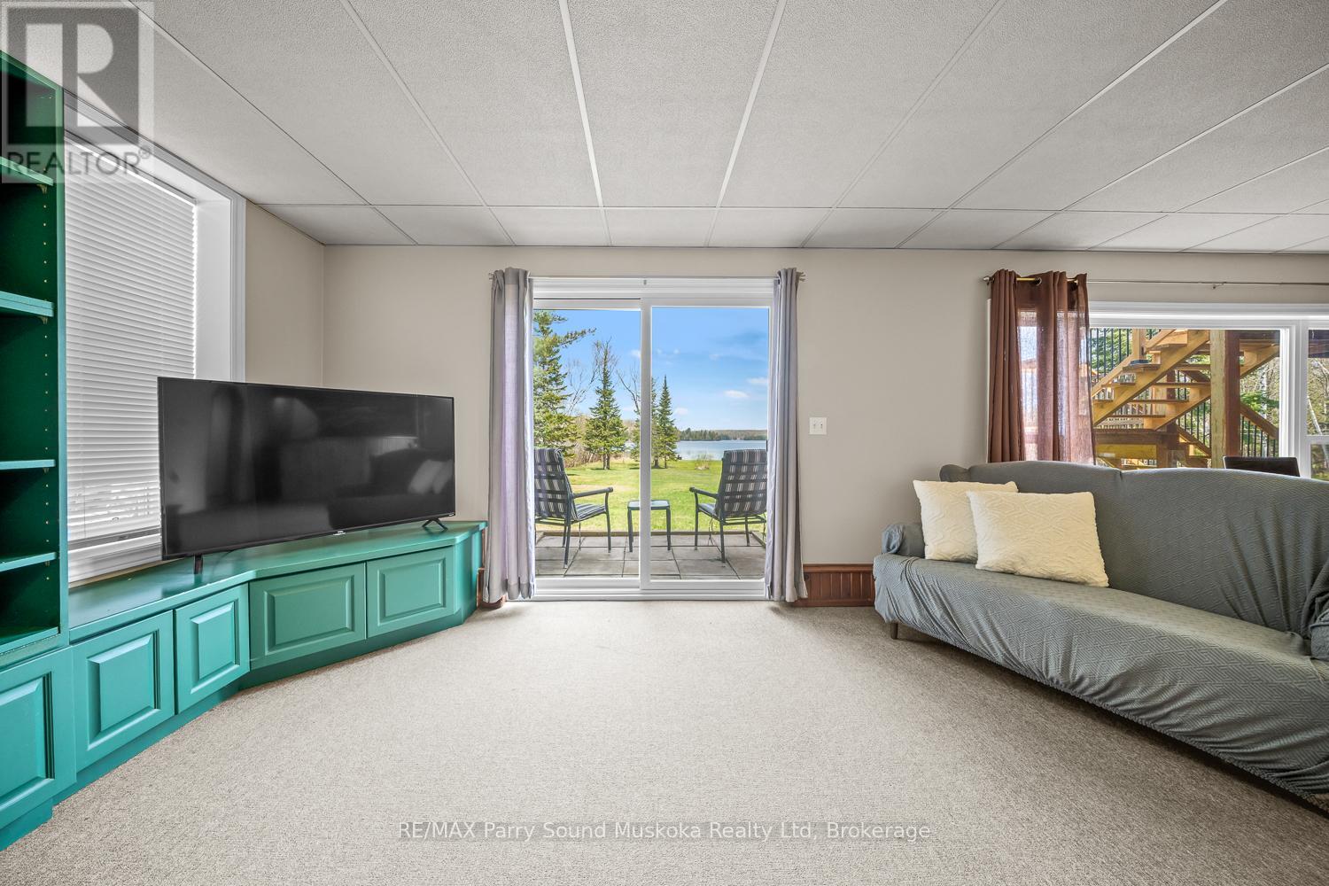 258 Lakeside Trail, Magnetawan, Ontario  P0A 1P0 - Photo 35 - X12224726