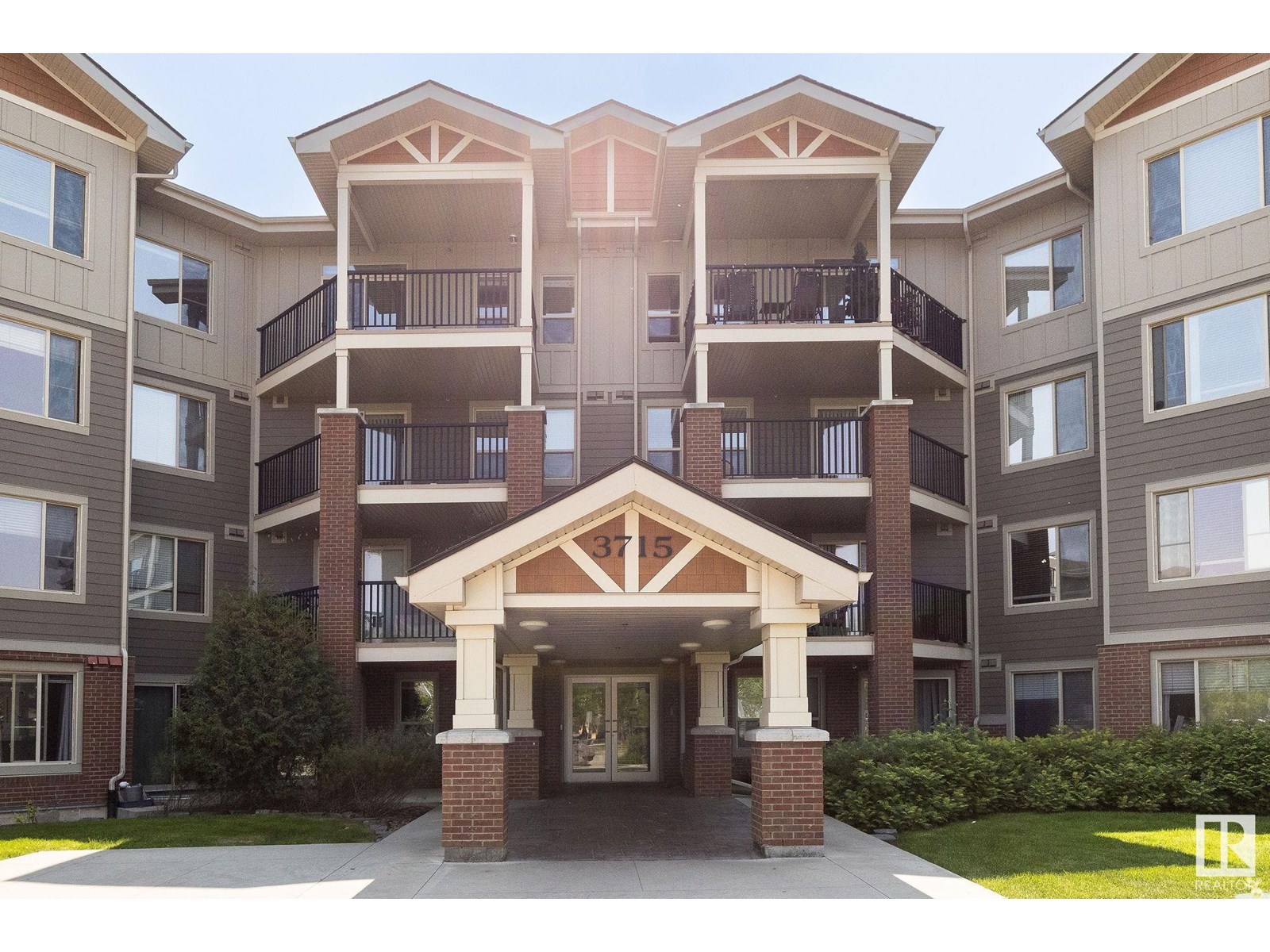 Property at #409 3715 WHITELAW LN NW image 1