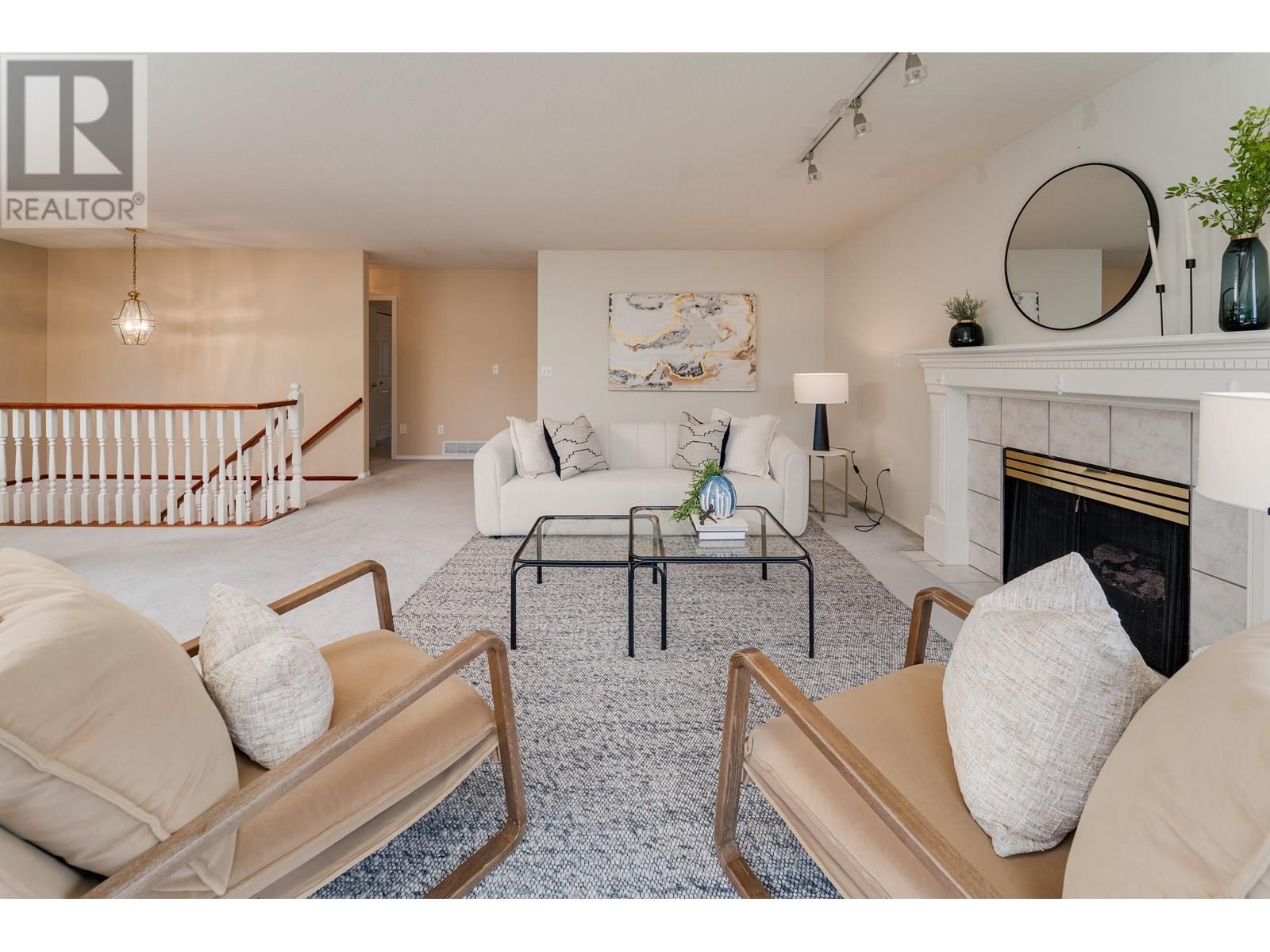 Property at 21282 CAMPBELL AVENUE image 3