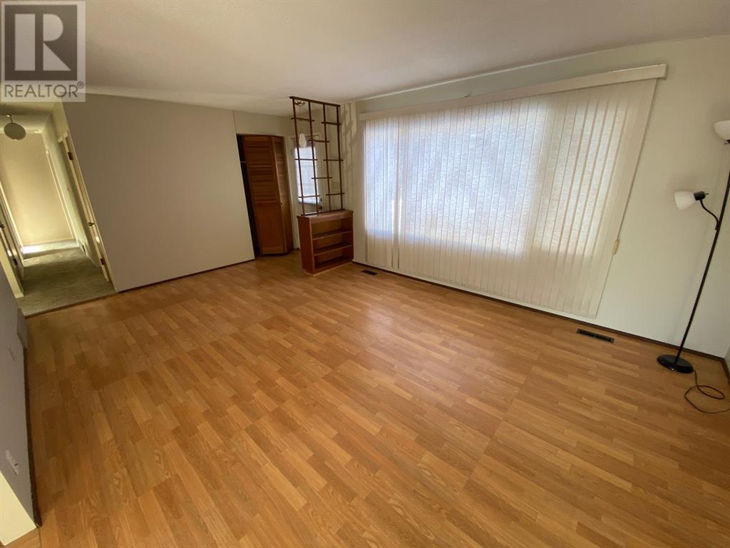 Property at 9713 83 Avenue image 4