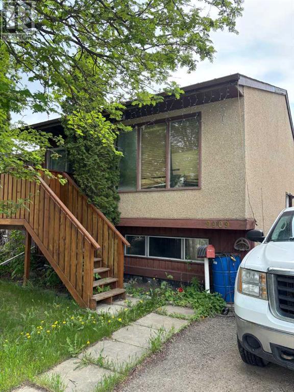 Property at 9909 71A Avenue image 1
