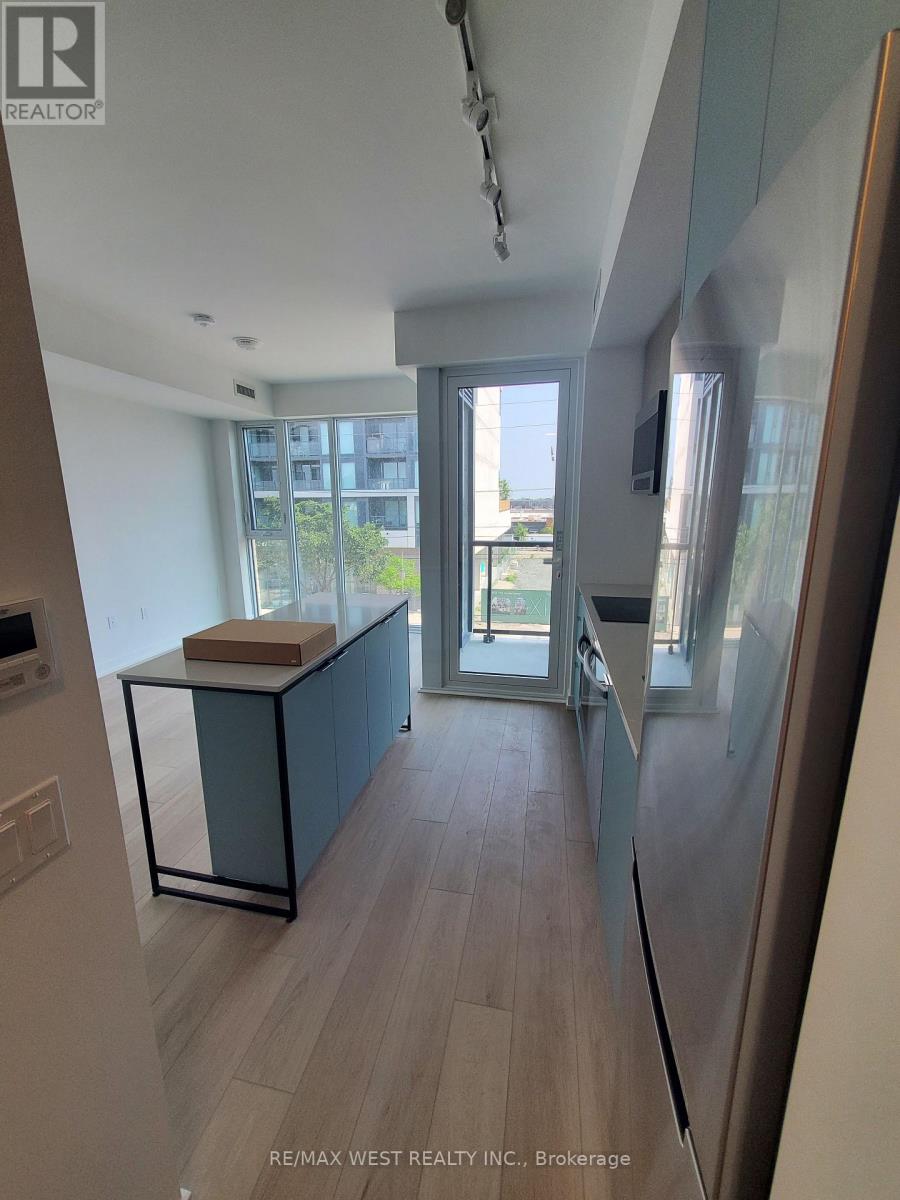 307 - 6 Chartwell Road, Toronto, Ontario  M8Z 4E8 - Photo 5 - W12224716