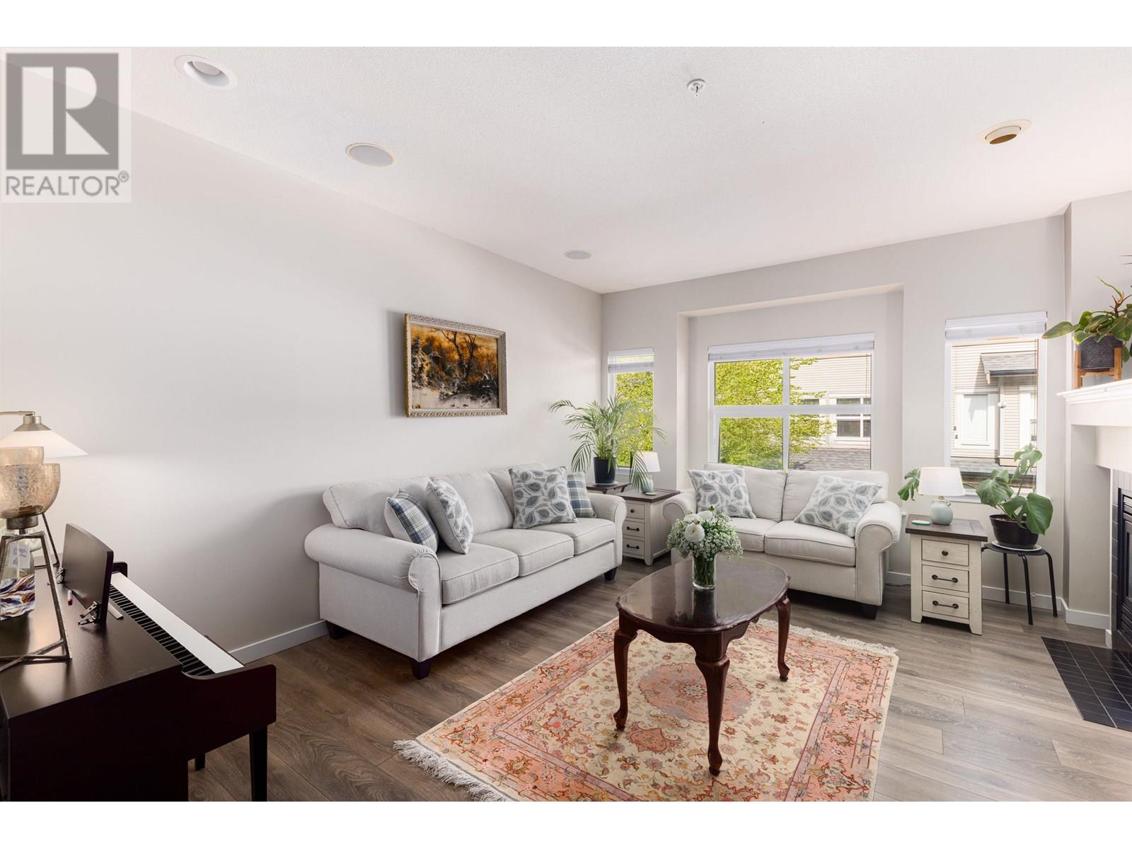 Property at 102 1055 RIVERWOOD GATE image 3