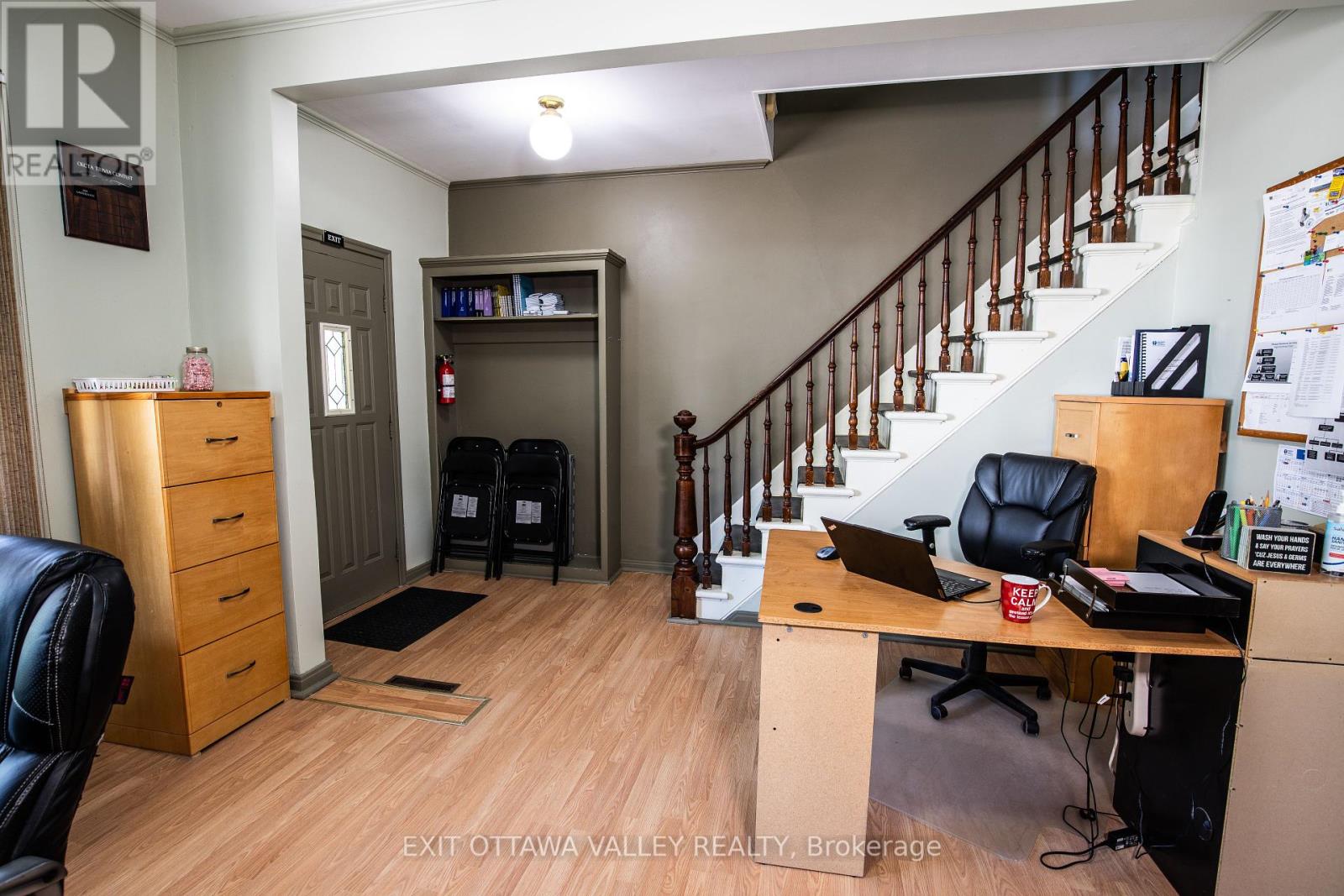 349 Christie Street, Pembroke, Ontario  K8A 4R6 - Photo 4 - X12224776