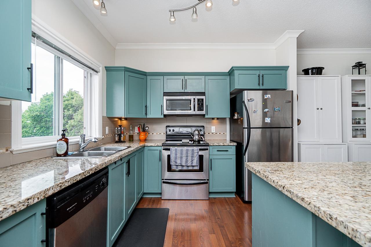 Property at 408 20286 53A AVENUE image 2
