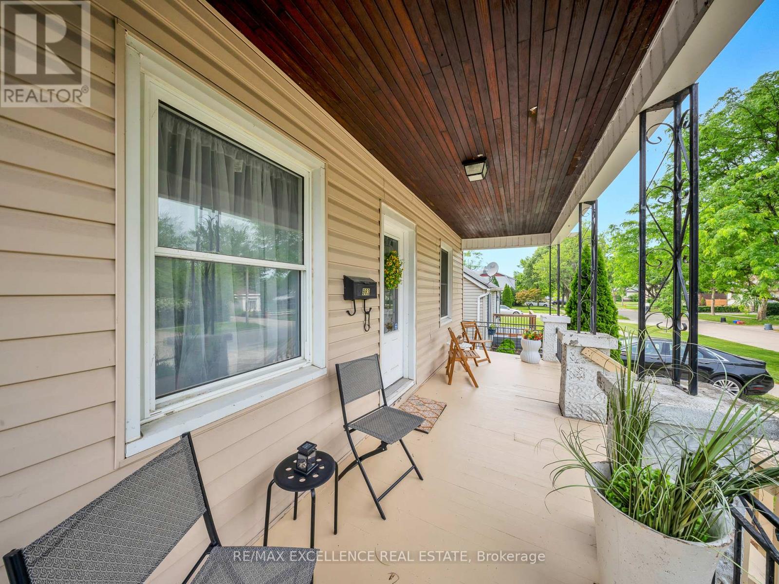Property at 983 WESTMINSTER BOULEVARD image 4