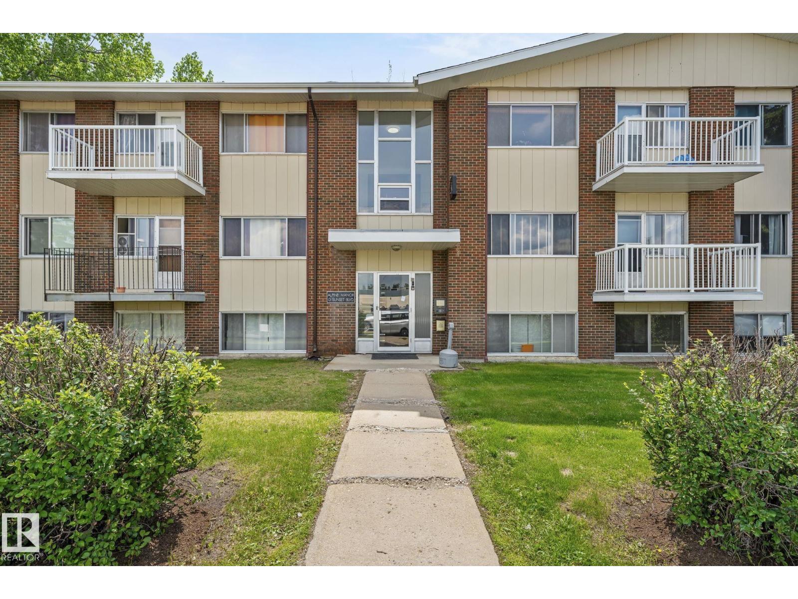 13 Sunset Boulevard, Whitecourt, Alberta  T7S 1L5 - Photo 4 - E4442658