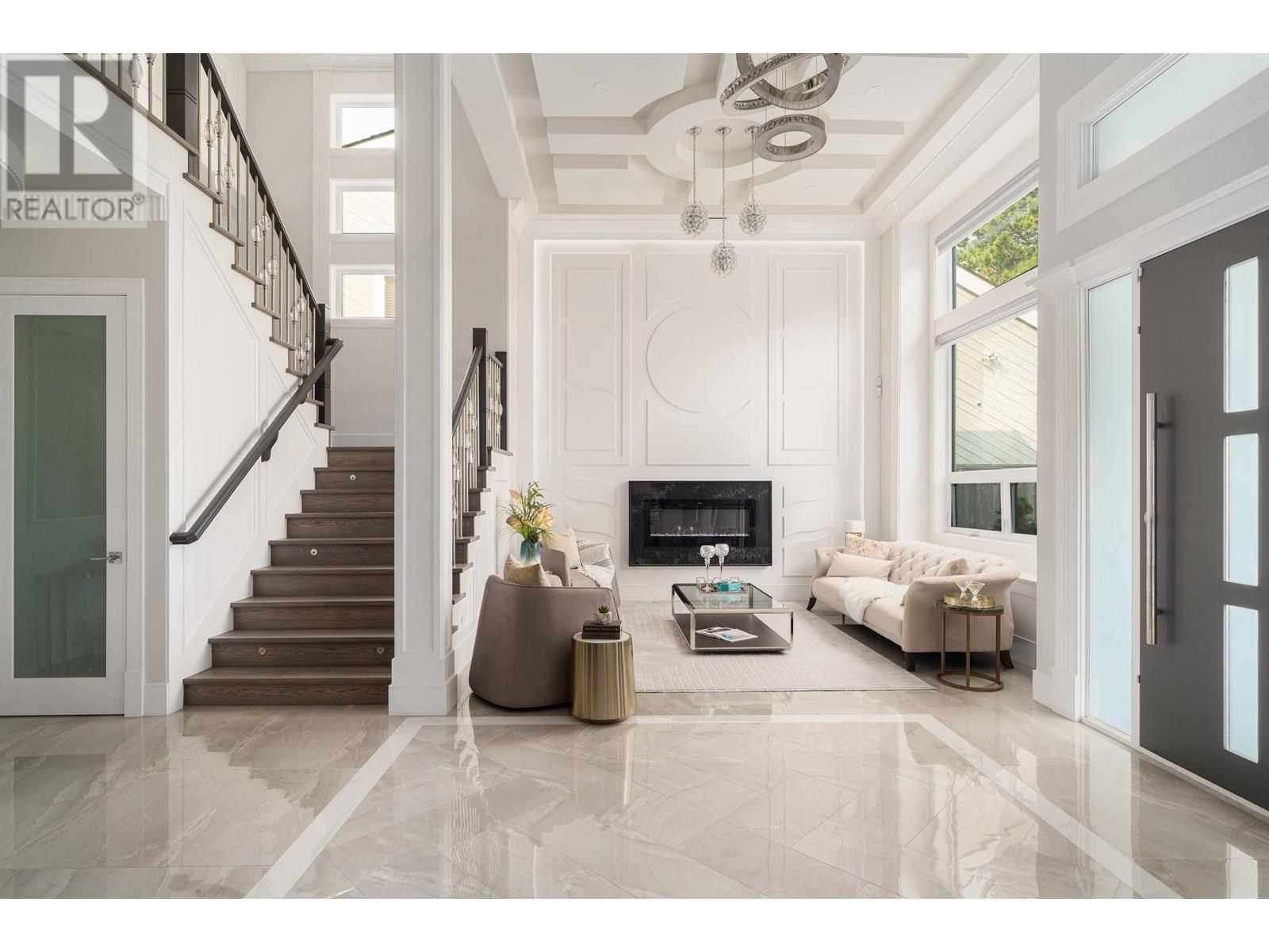 Property at 4668 MAHOOD DRIVE image 4
