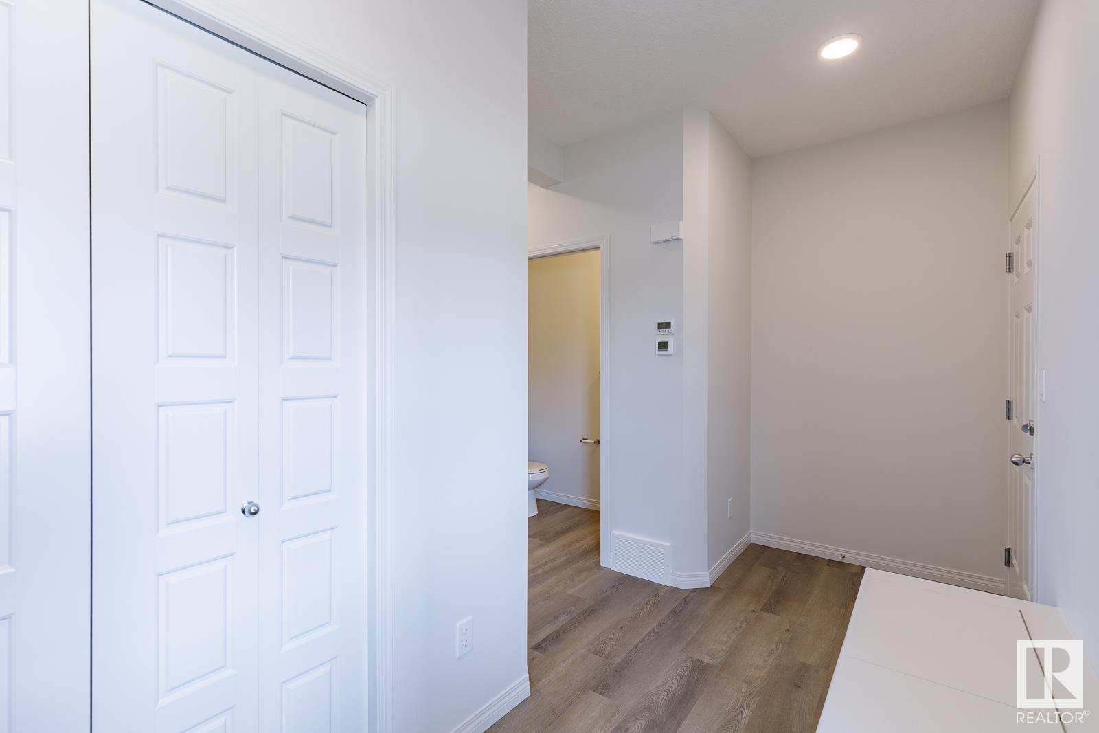 Property at 74 SILVERSTONE DR image 4