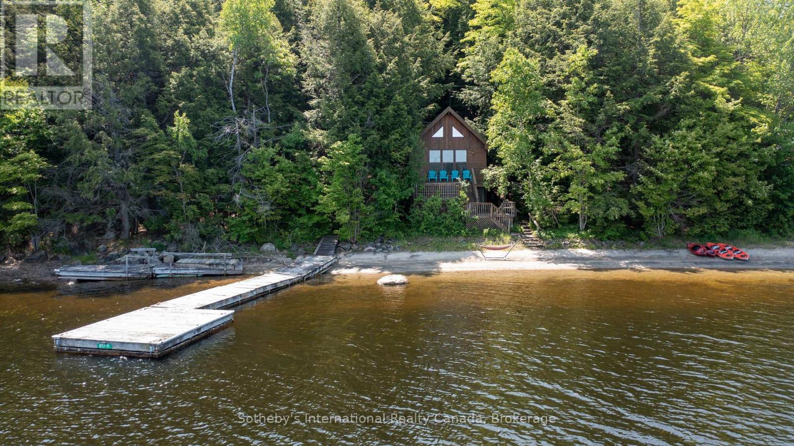 71 Isabella (B717) Island, The Archipelago (Archipelago), Ontario  P2A 2W8 - Photo 3 - X12224857
