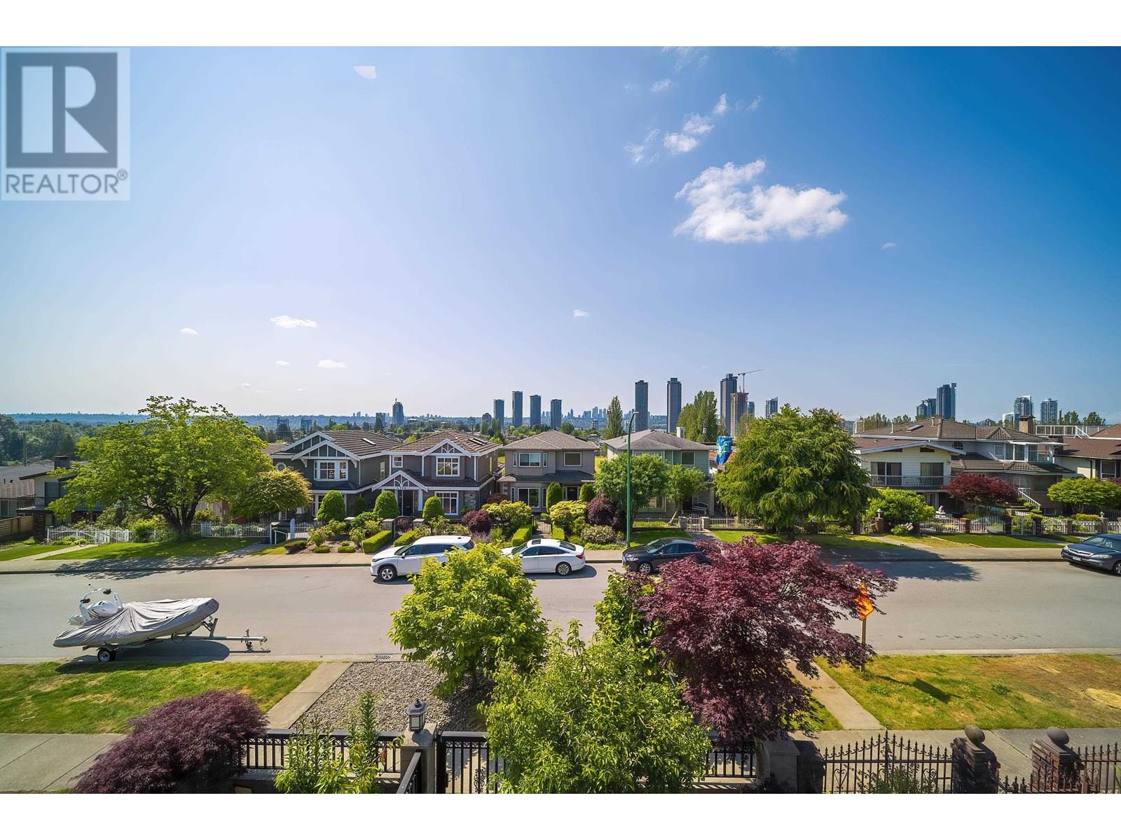 Listing Picture 36 of 40 : 4747 UNION STREET, Burnaby / 本拿比 - 魯藝地產 Yvonne Lu Group - MLS Medallion Club Member