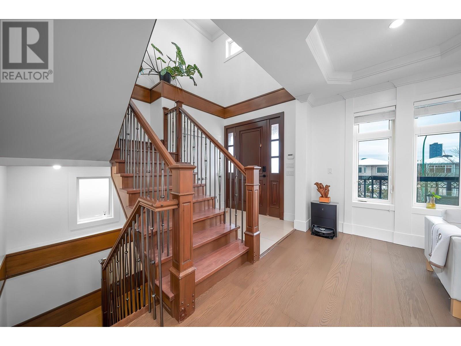 Listing Picture 7 of 40 : 4747 UNION STREET, Burnaby / 本拿比 - 魯藝地產 Yvonne Lu Group - MLS Medallion Club Member