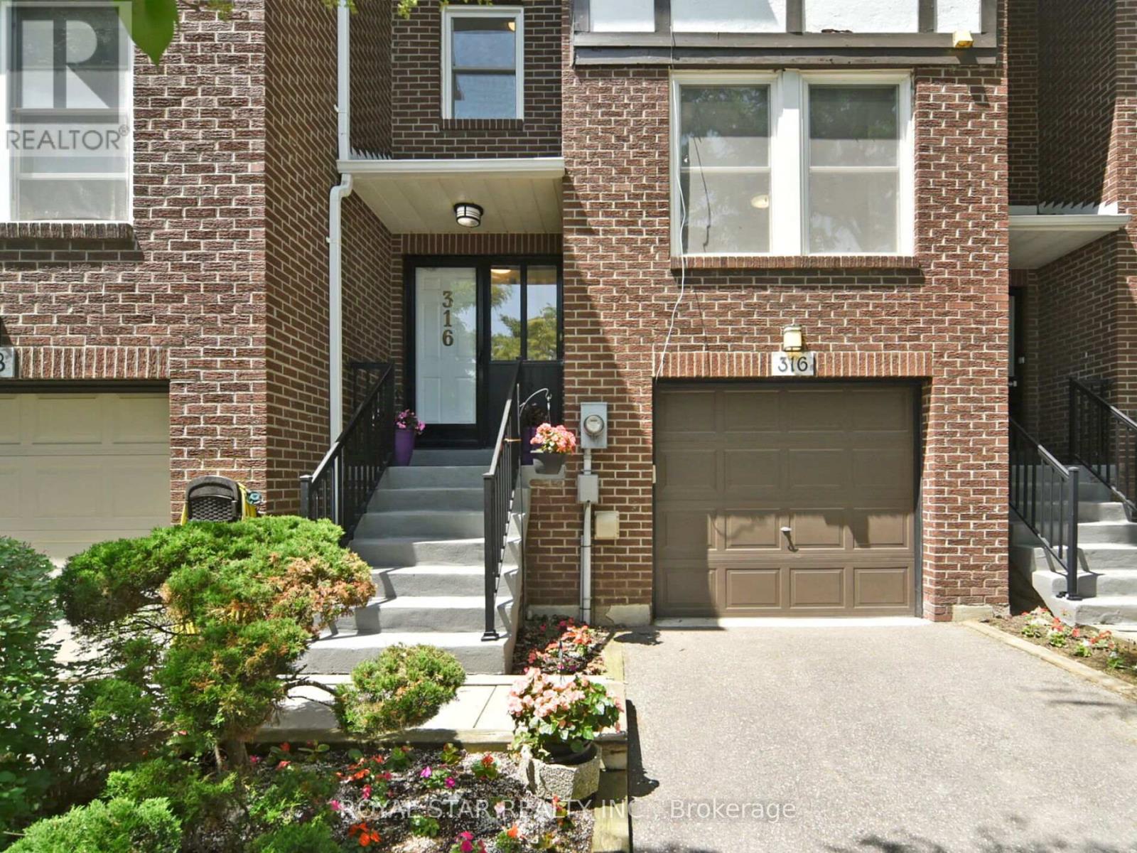 Property at 316 SIMONSTON BOULEVARD image 3