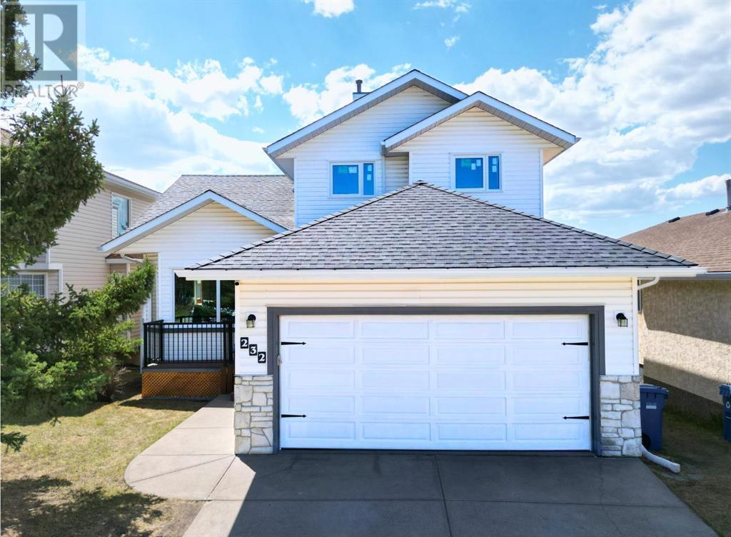 Property at 232 Hawkmount Close NW image 2