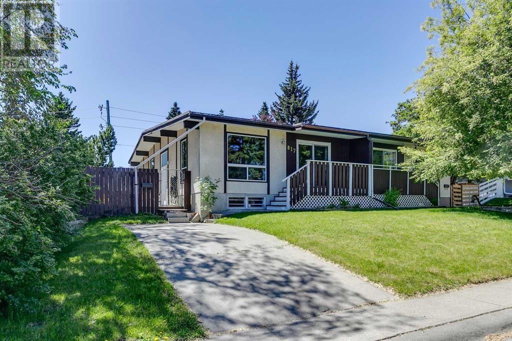 Property at 817 Canfield Way SW image 1
