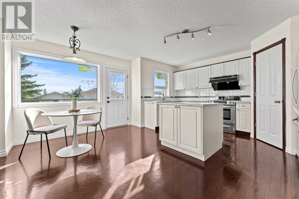 Property at 232 Hawkmount Close NW image 5