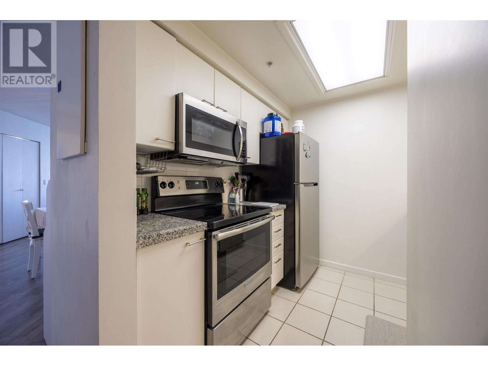 2505 388 Drake Street, Vancouver, British Columbia  V6B 6A8 - Photo 10 - R3016216