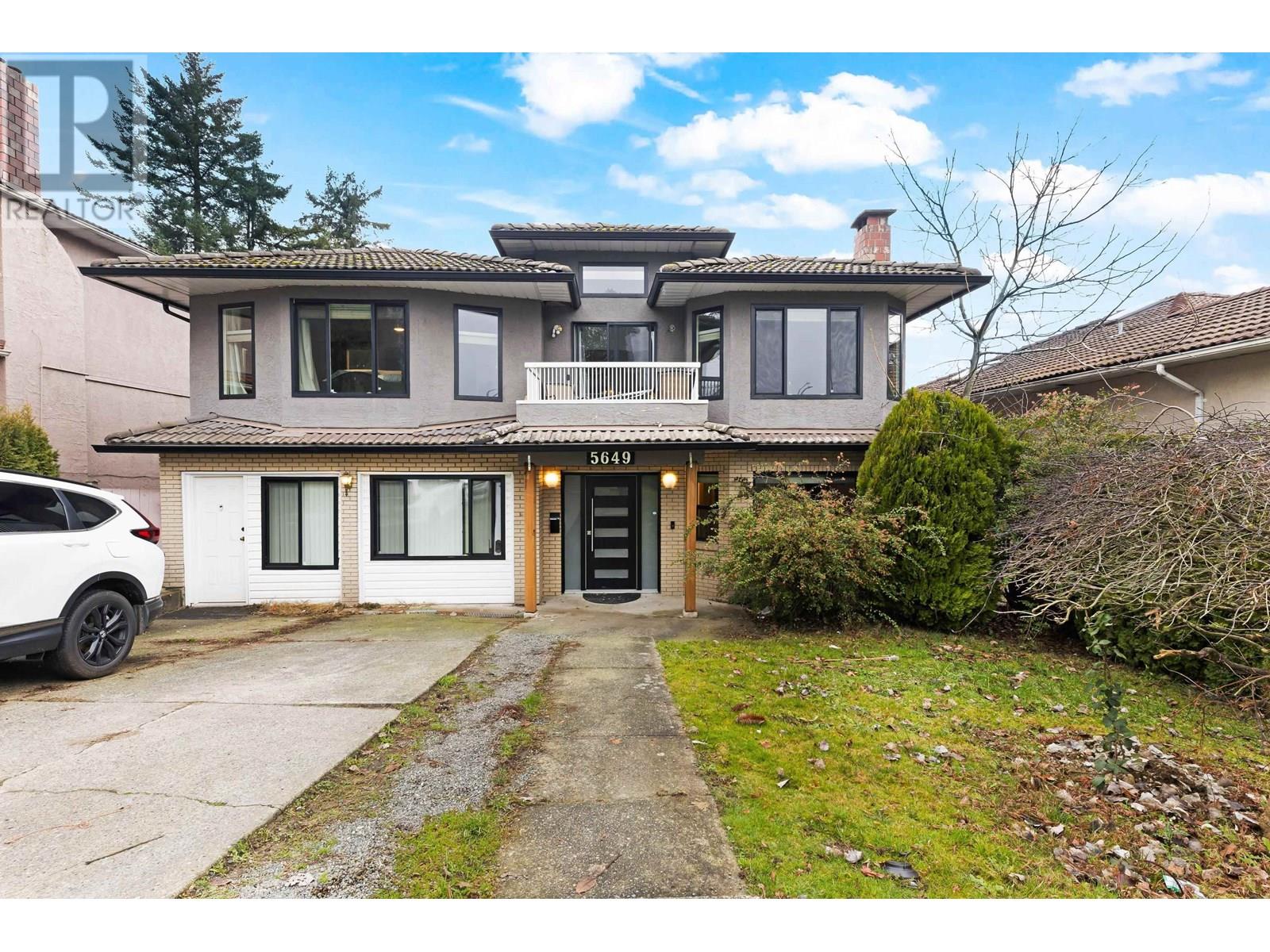 5649 LAUREL STREET, burnaby, British Columbia V5G1N4