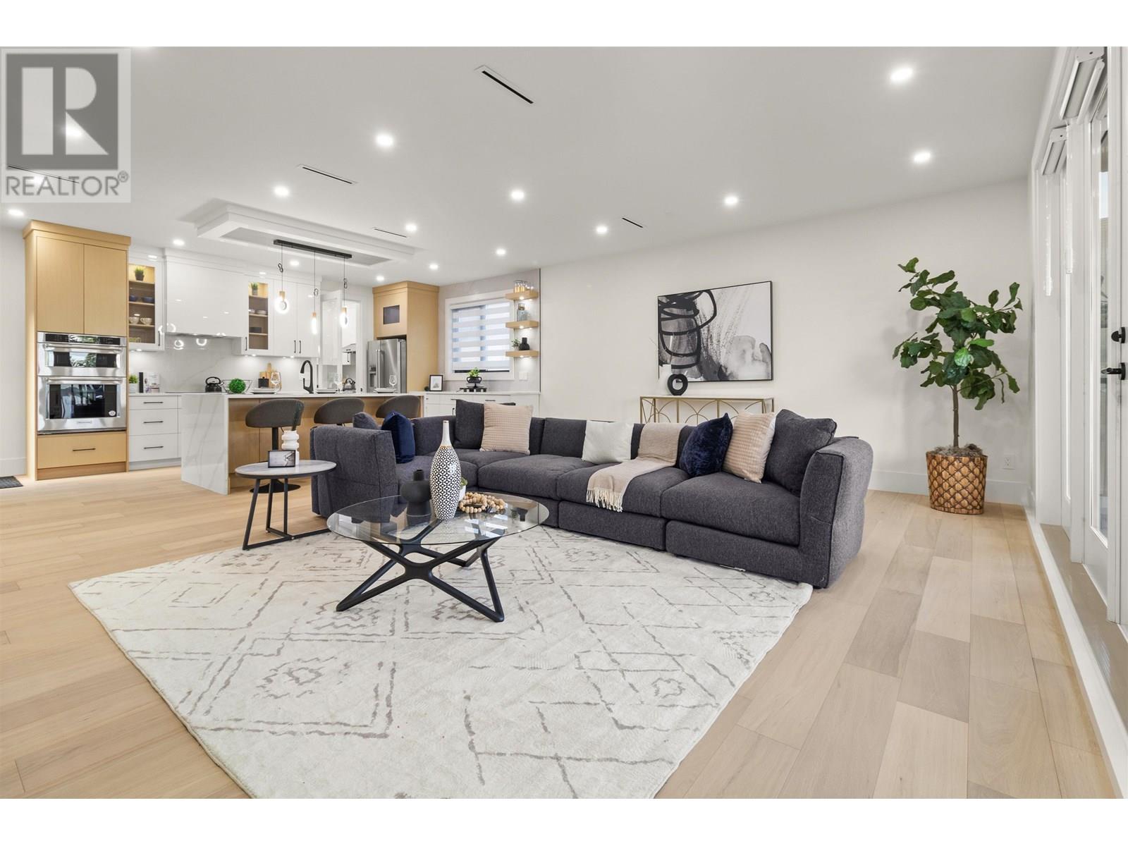 Property at 970 LAUREL COURT image 2