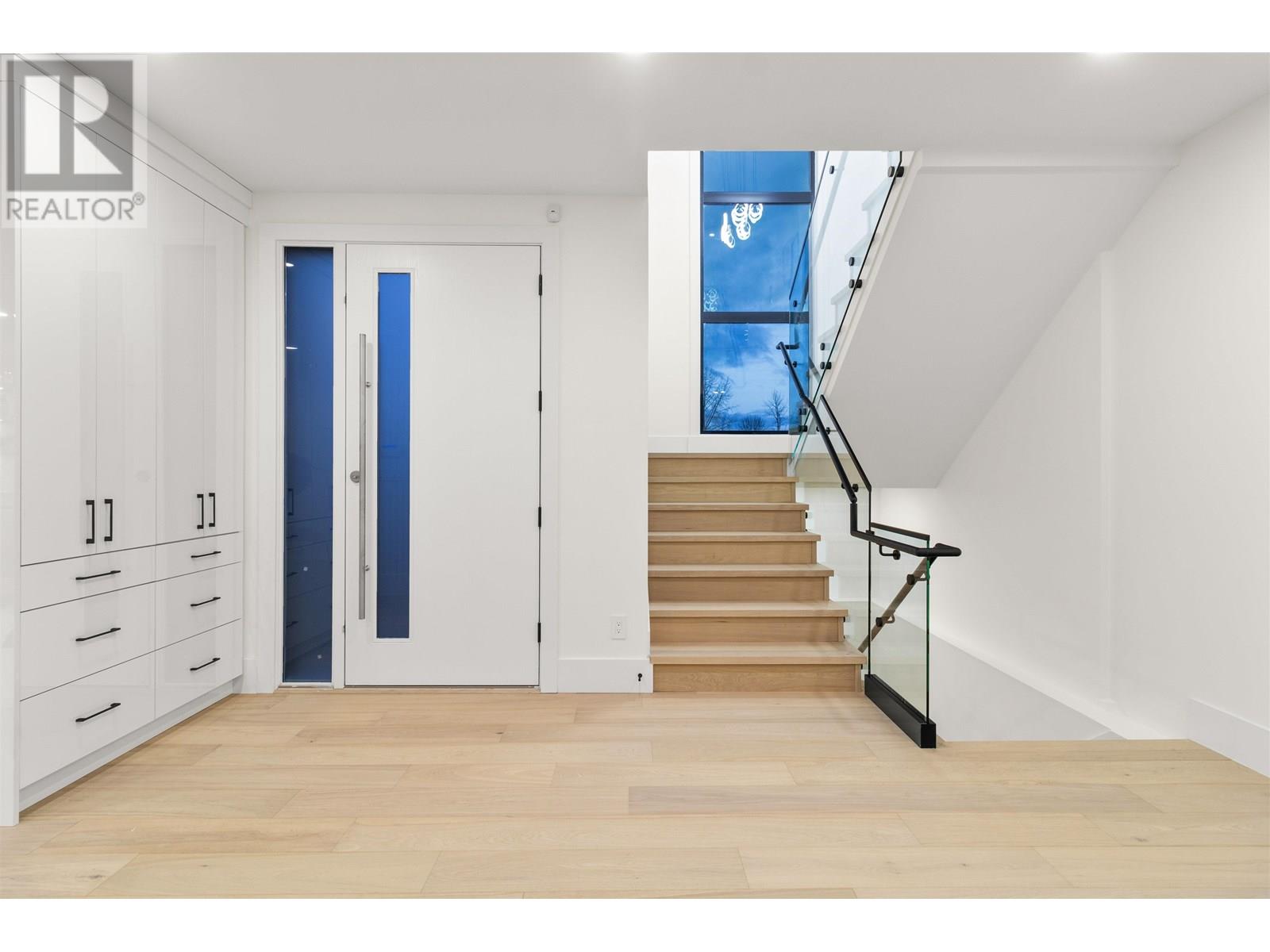Property at 970 LAUREL COURT image 3