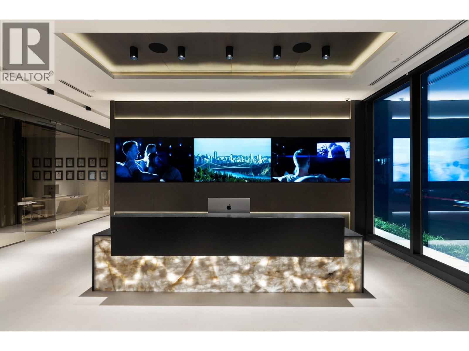 1406 Pemberton Avenue, North Vancouver, British Columbia  V7P 2S1 - Photo 12 - C8070046