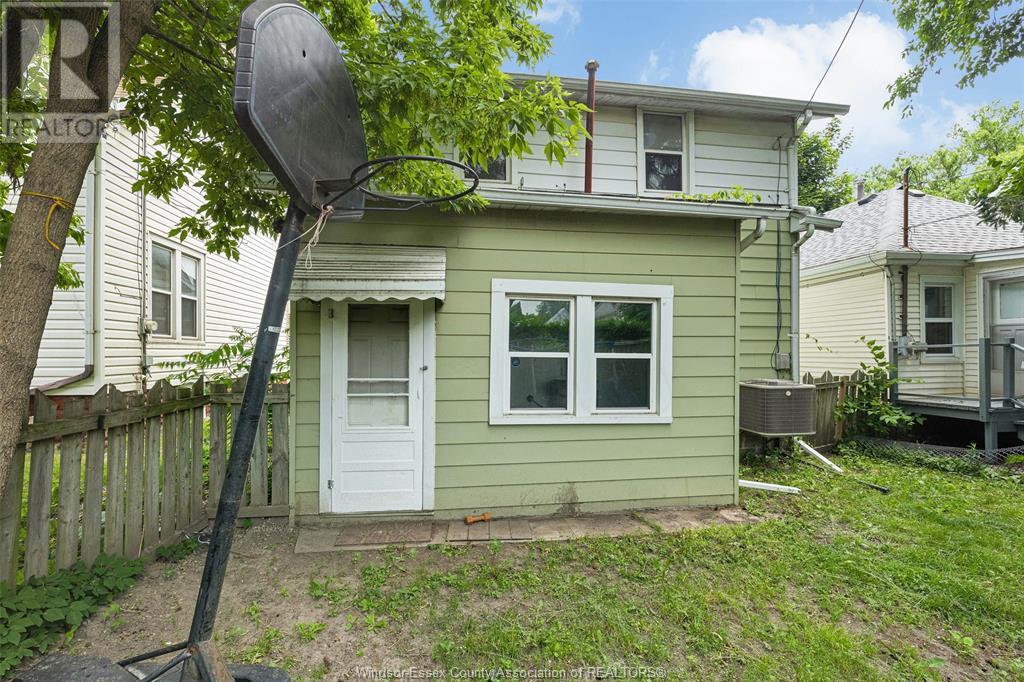 Property at 379 Josephine AVENUE image 5
