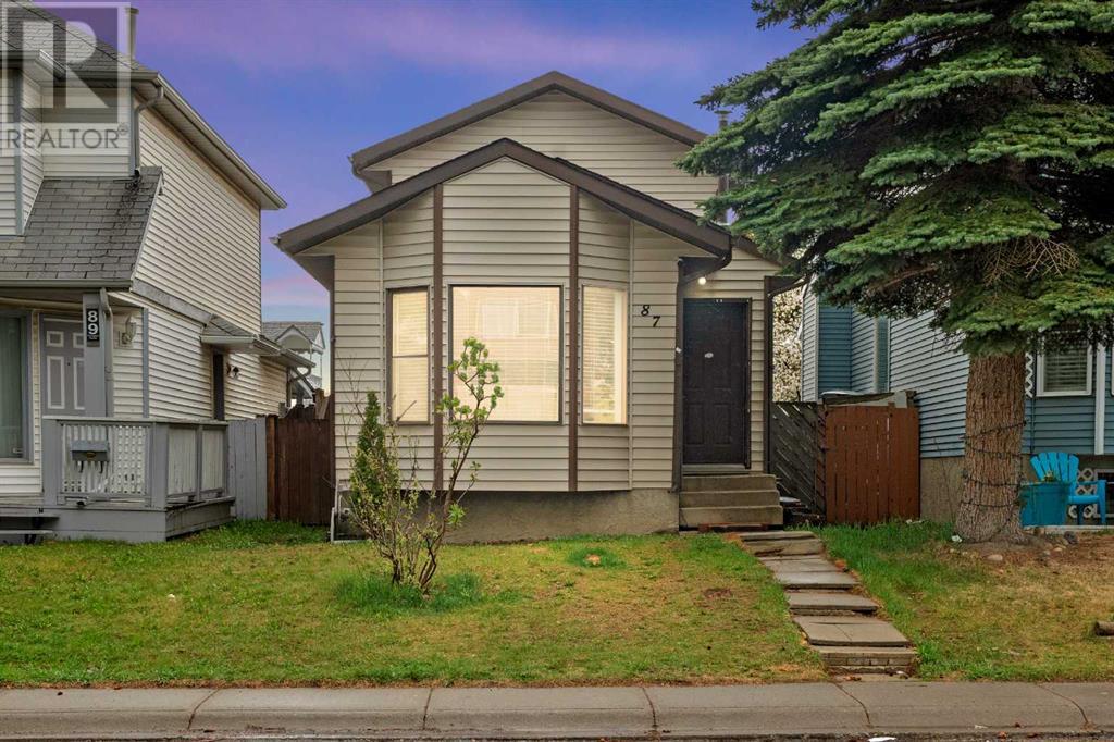 Property at 87 Taraglen Road NE image 2
