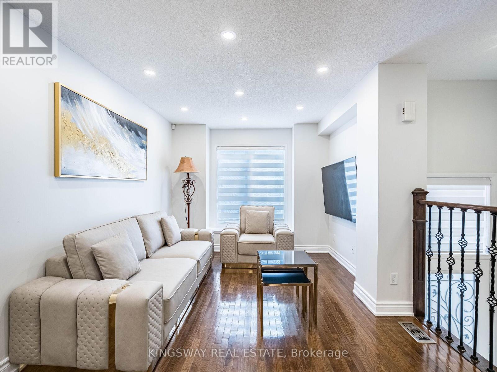 Property at 3221 REDPATH CIRCLE image 5